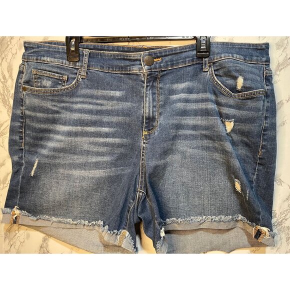 Ana Mid-Rise Denim Shorts 20W Distressed Frayed Hem Women's Casual Summer Wear - Picture 1 of 7